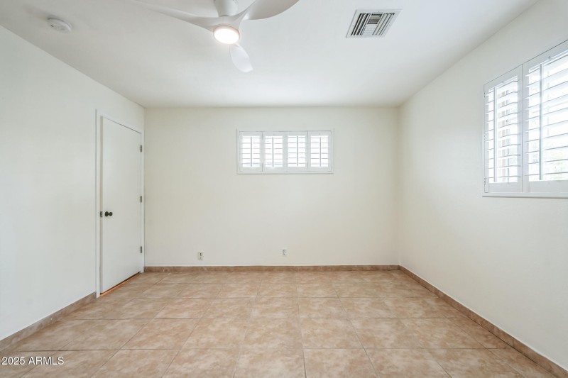 25_457_W_Mulberry_Dr_Phoenix_AZ_85013_US