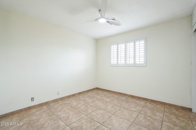 30_457_W_Mulberry_Dr_Phoenix_AZ_85013_US