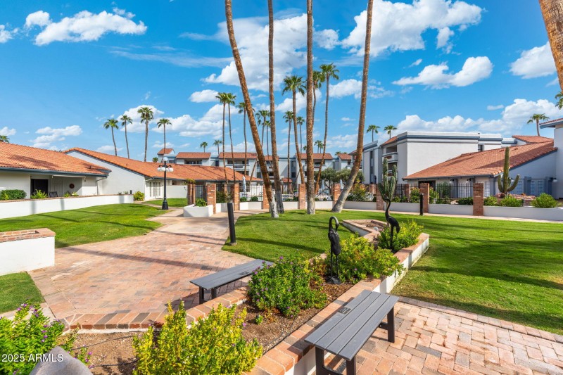 26-web-or-mls-DSC08046-HDR-Edit