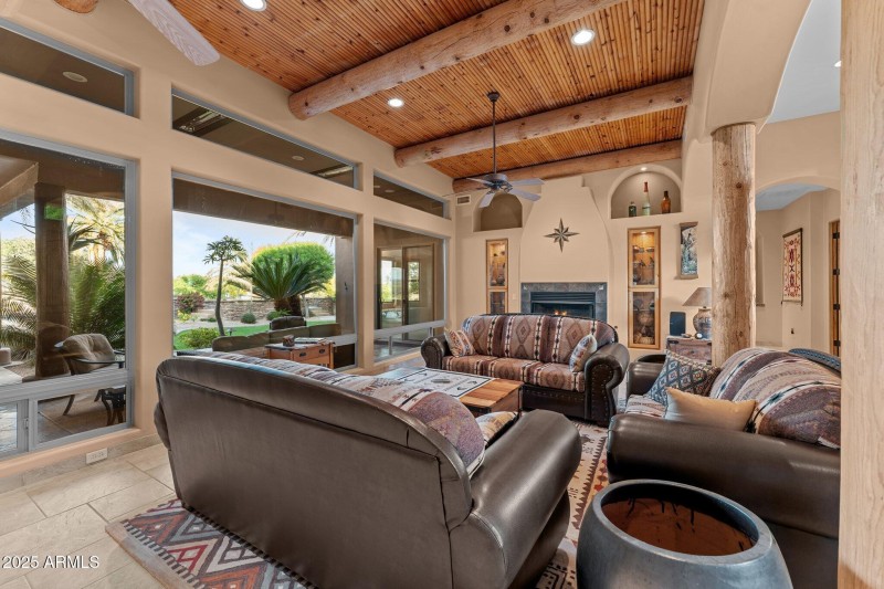 Expansive Great Room Views