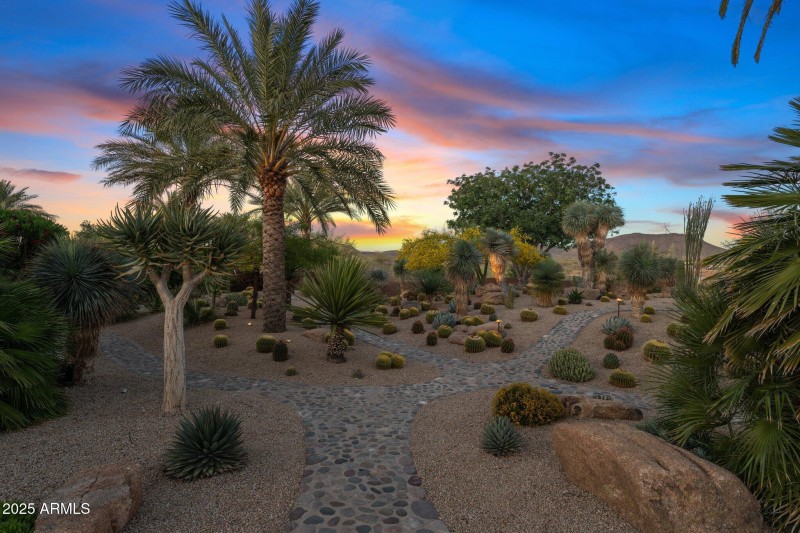 Commercial Resort Landscaping