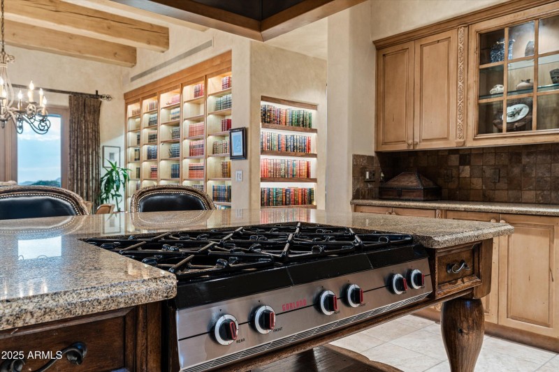 22-39415 N Tom Morris Rd (22 of 61)