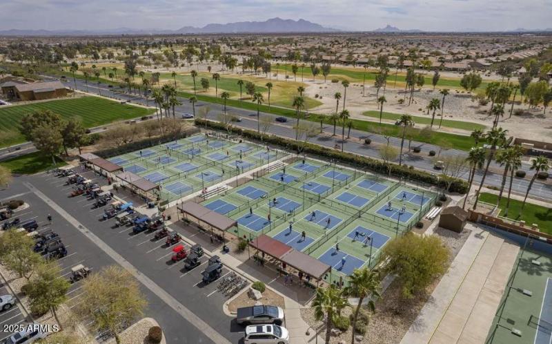 Pickleball Courts