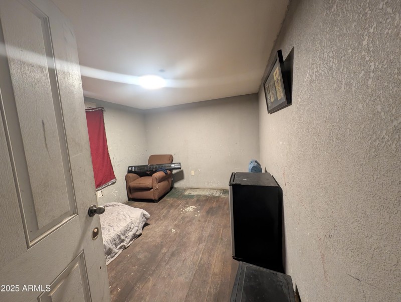 PXL_20250829_191521062