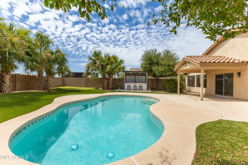 53 E Horseshoe Ave-27