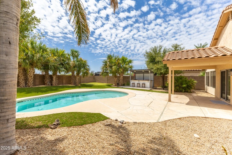 53 E Horseshoe Ave-26