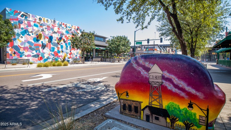 53 E Horseshoe Ave-31