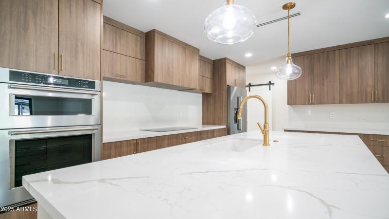 8302 E. Lincoln Dr-10