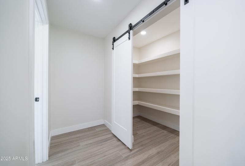 8302 E. Lincoln Dr-29