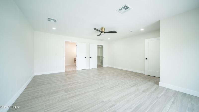 8302 E. Lincoln Dr-33