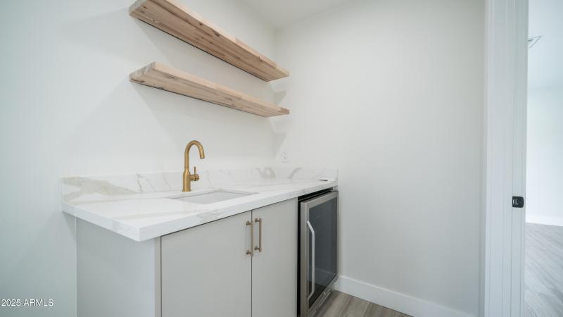 8302 E. Lincoln Dr-38