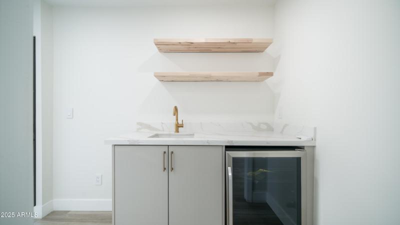 8302 E. Lincoln Dr-39