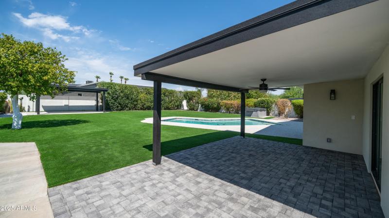 8302 E. Lincoln Dr-53