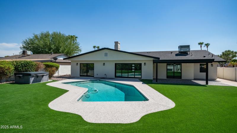 8302 E. Lincoln Dr-59