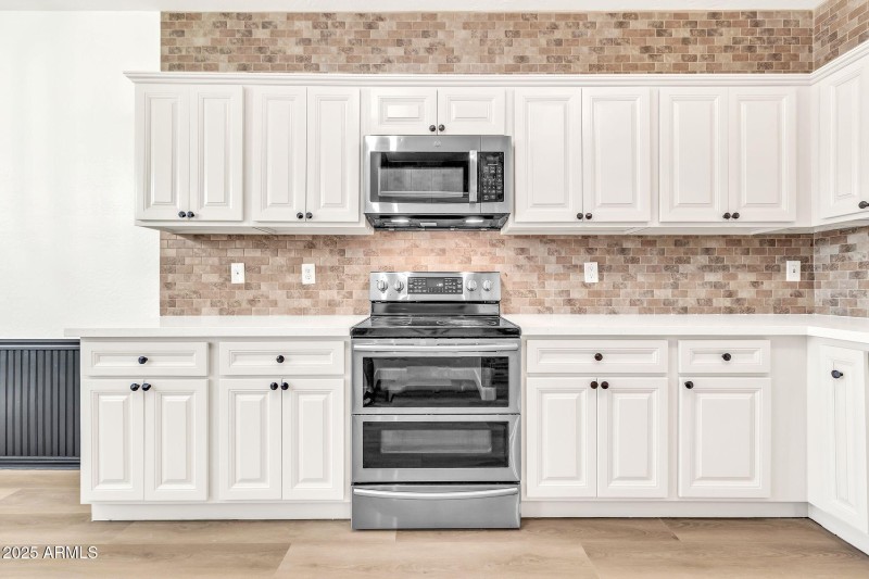 2237 W Agragian Hills-12