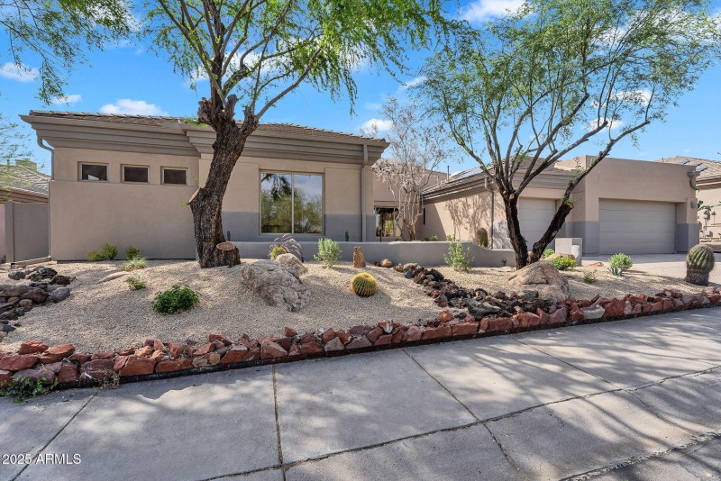 2-web-or-mls-6184 E Dusty Coyote Cir-02