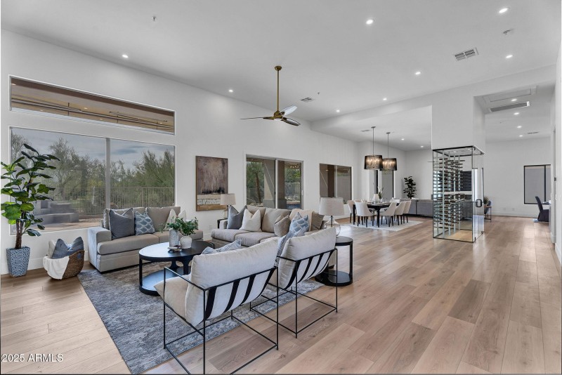 8-web-or-mls-6184 E Dusty Coyote Cir-08