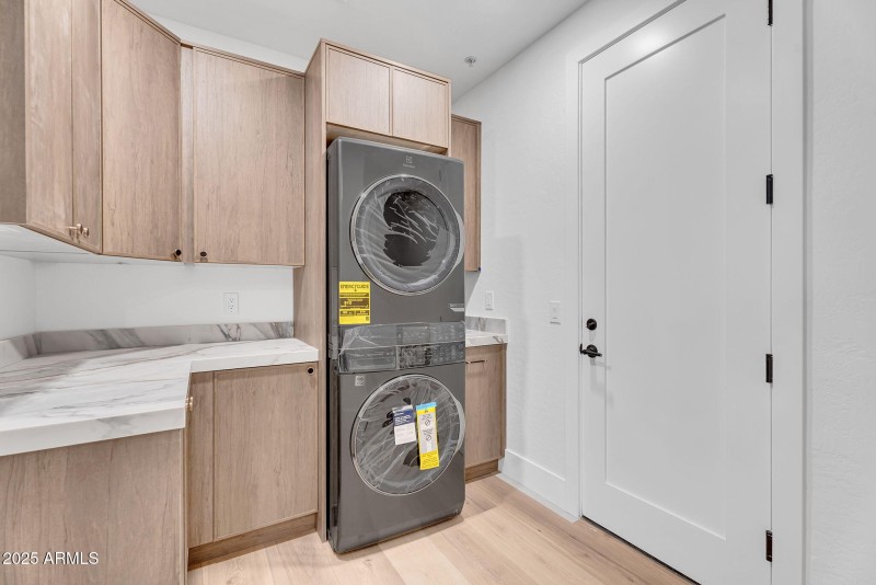 22-web-or-mls-6184 E Dusty Coyote Cir-22