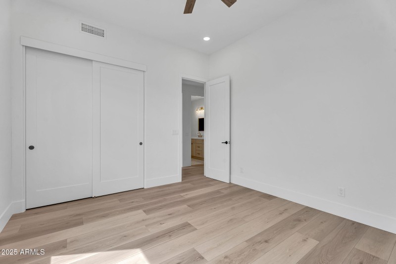 26-web-or-mls-6184 E Dusty Coyote Cir-26