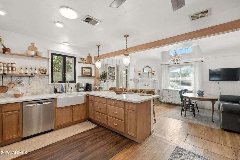 19-web-or-mls-Holly-19