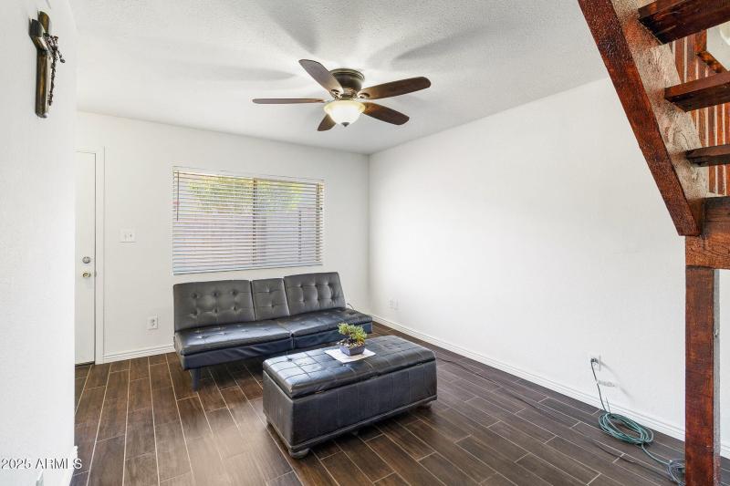 20-web-or-mls-8C9A1013