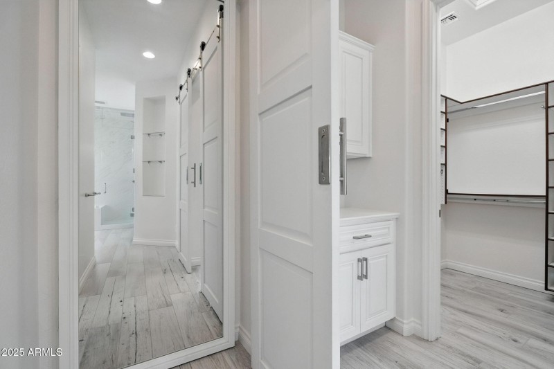 Entry to secret room