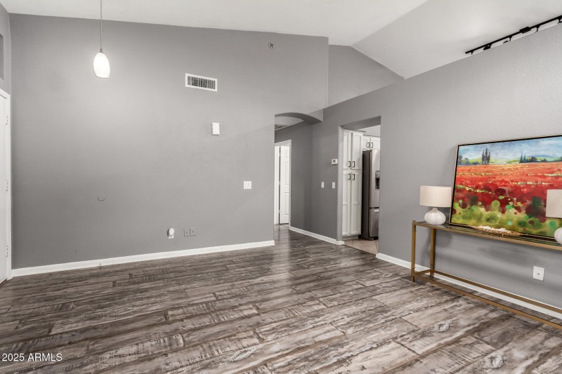 09 Rock living room 2