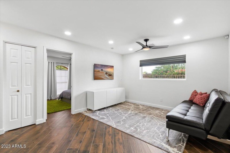18-Bedroom