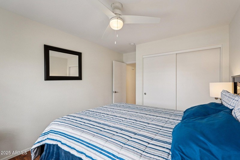 31-web-or-mls-W Vale Dr-S0509-031