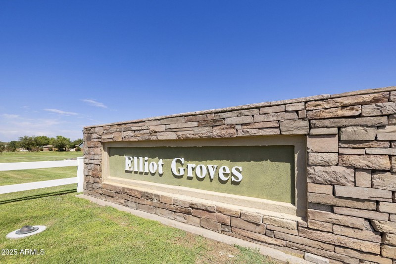 2-web-or-mls-_TM_9003