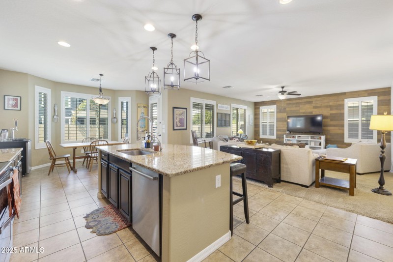 44-web-or-mls-_TM_9142