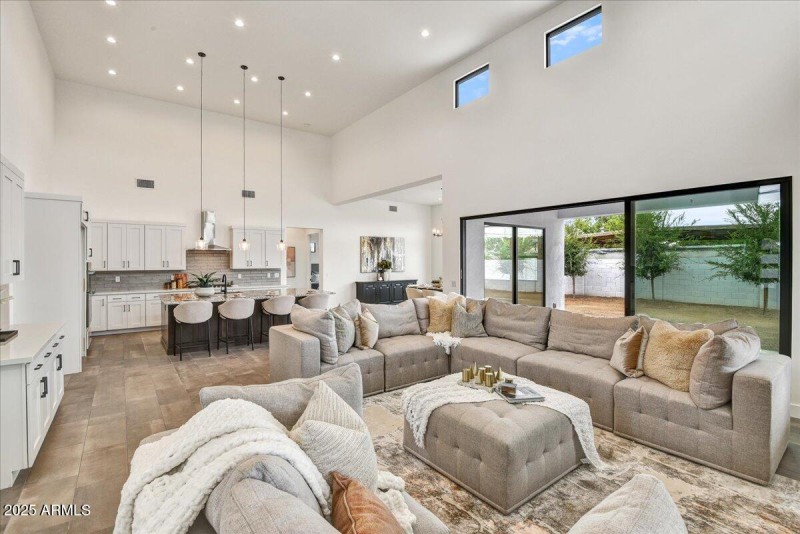 Great Room to Kitchen