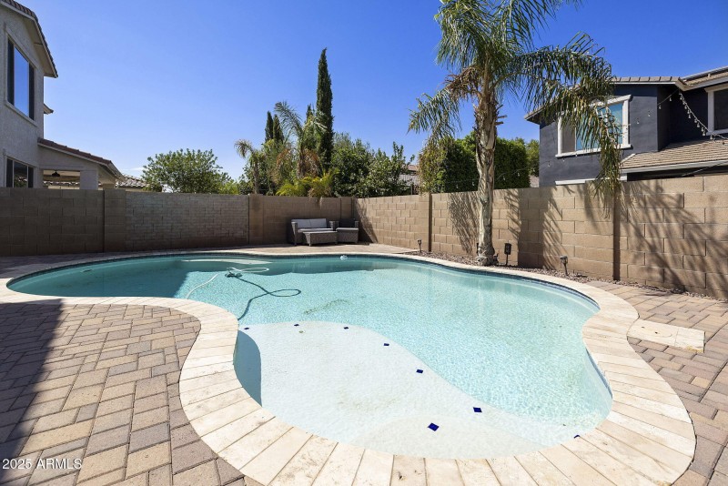 19-web-or-mls-_TM_9034