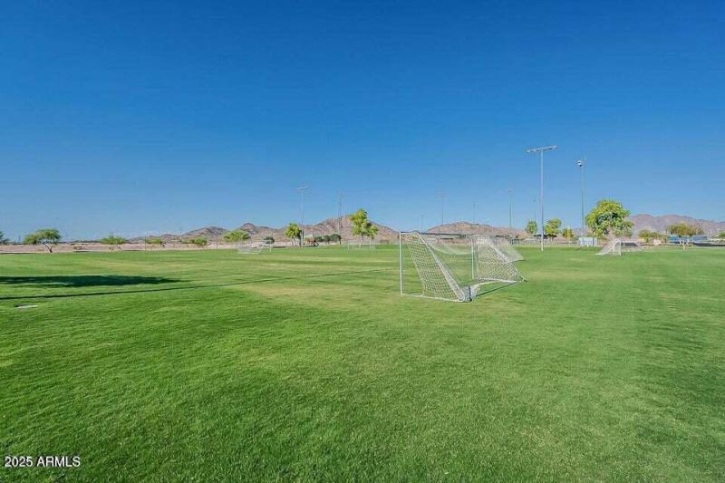 Estrella - Ball Field