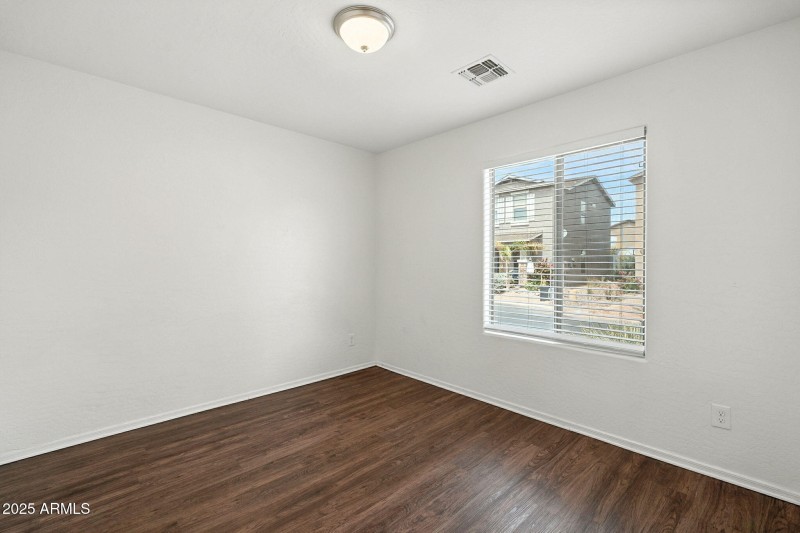 20-web-or-mls-Meadow -20