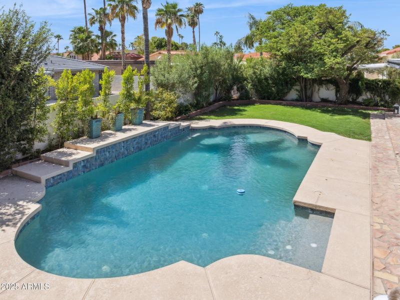 54-web-or-mls-16213-n-63rd-pl