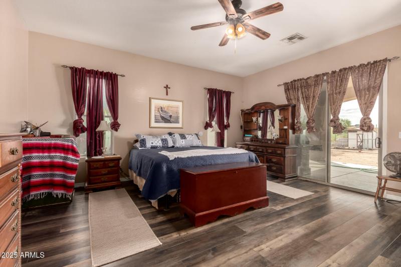 17 - Silverdale 2569