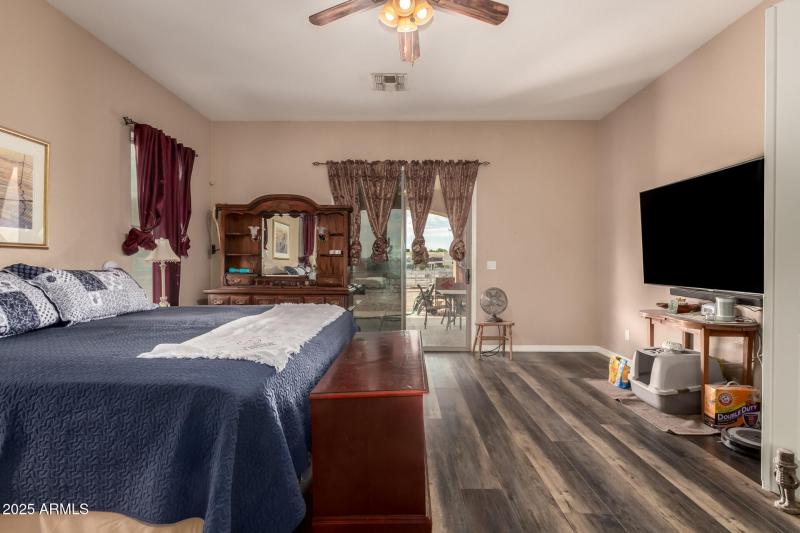 20 - Silverdale 2569