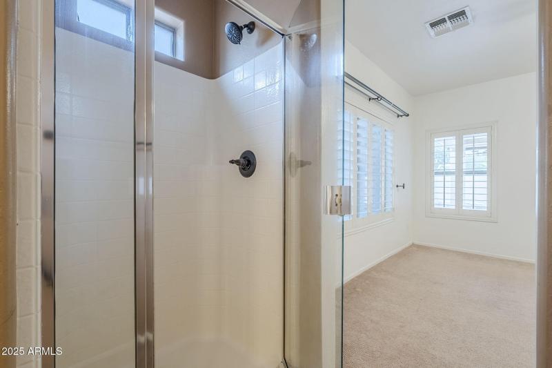 32-web-or-mls-Claxton-32