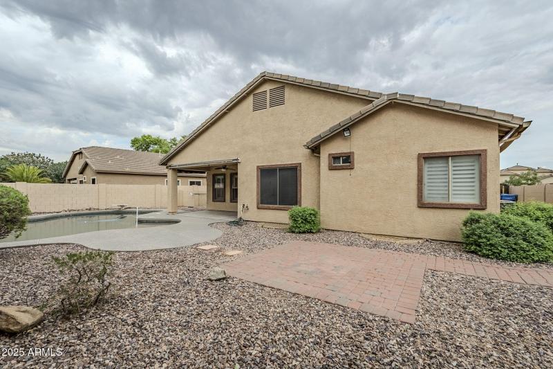 65-web-or-mls-Claxton-65