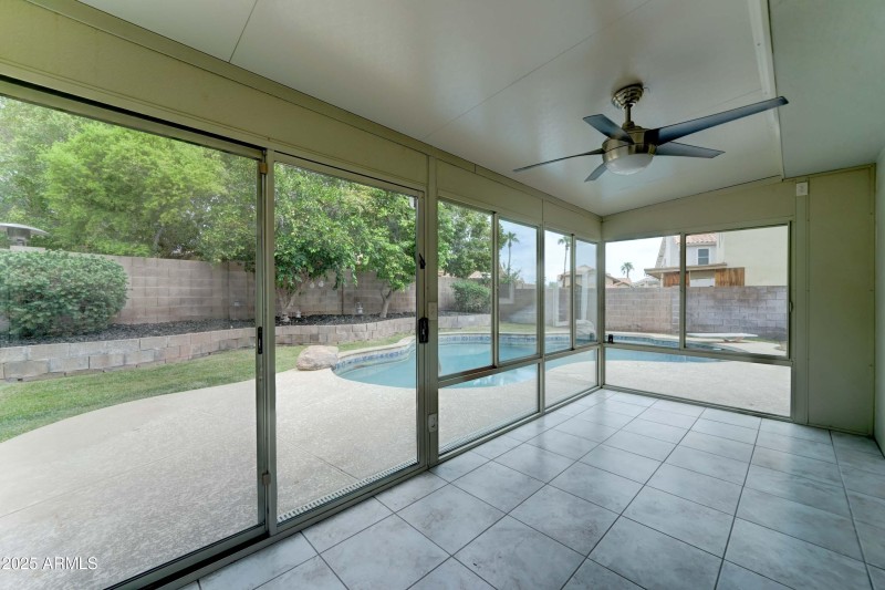 3450 E Glenhaven Dr-15