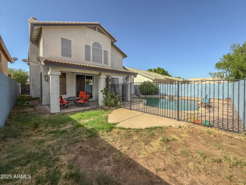 IMG_4890-topaz-denoise-sharpen