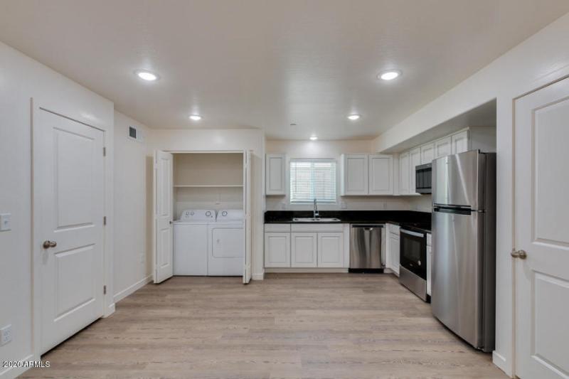 ALL STAINLESS APPLIANCES