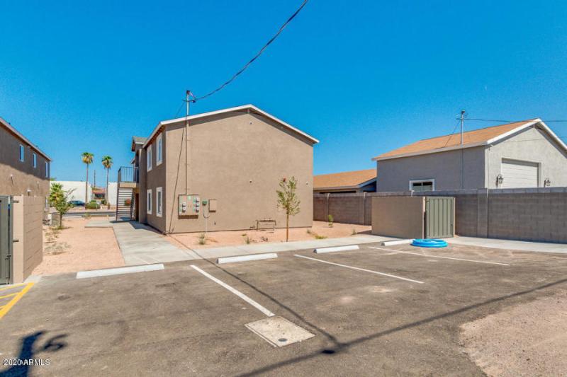 PARKING IN BACK INCLUDES 2 PARKING SPACE