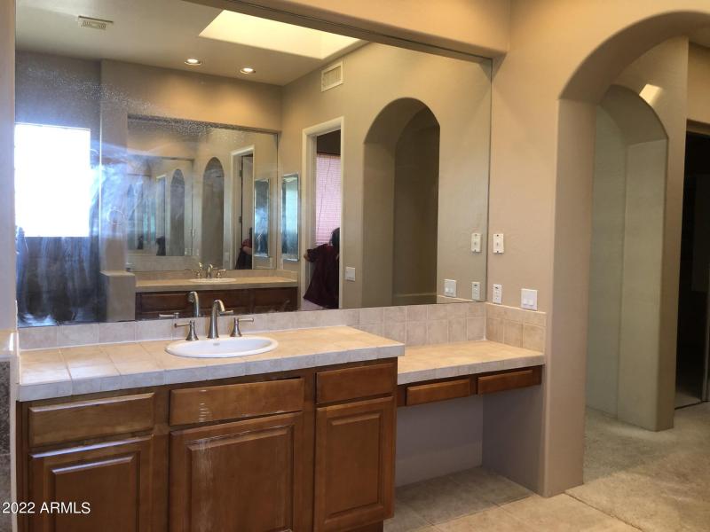 3CFD7BF6-9F04-410A-B800-9F5920412F61