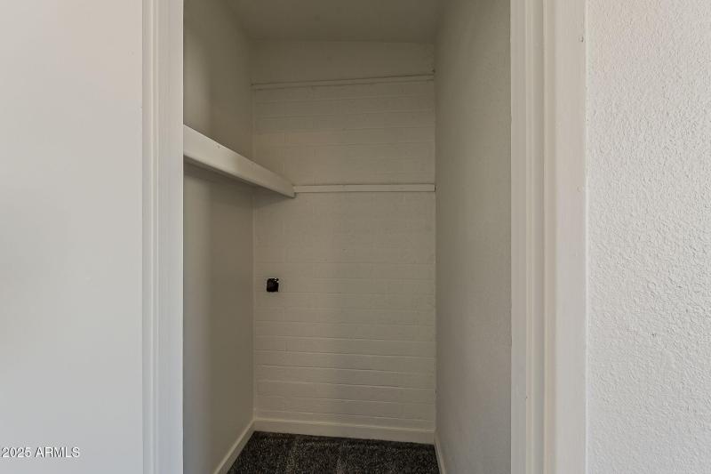 Primary Walkin Closet