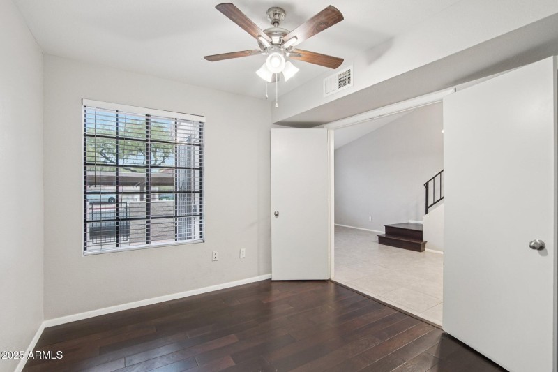 14-web-or-mls-E Belleview Pl-S0409-014