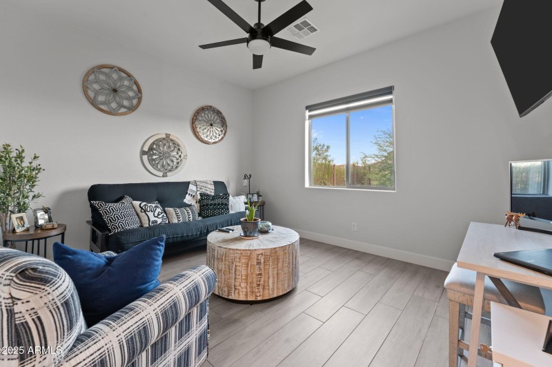 Suite 2 sitting room