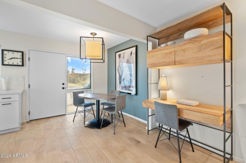 front entry and breakfast room