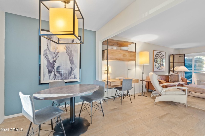 breakfast room to greenroom